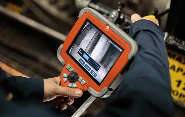 专业级工业用内窥镜具有符合人机工程学的外观设计