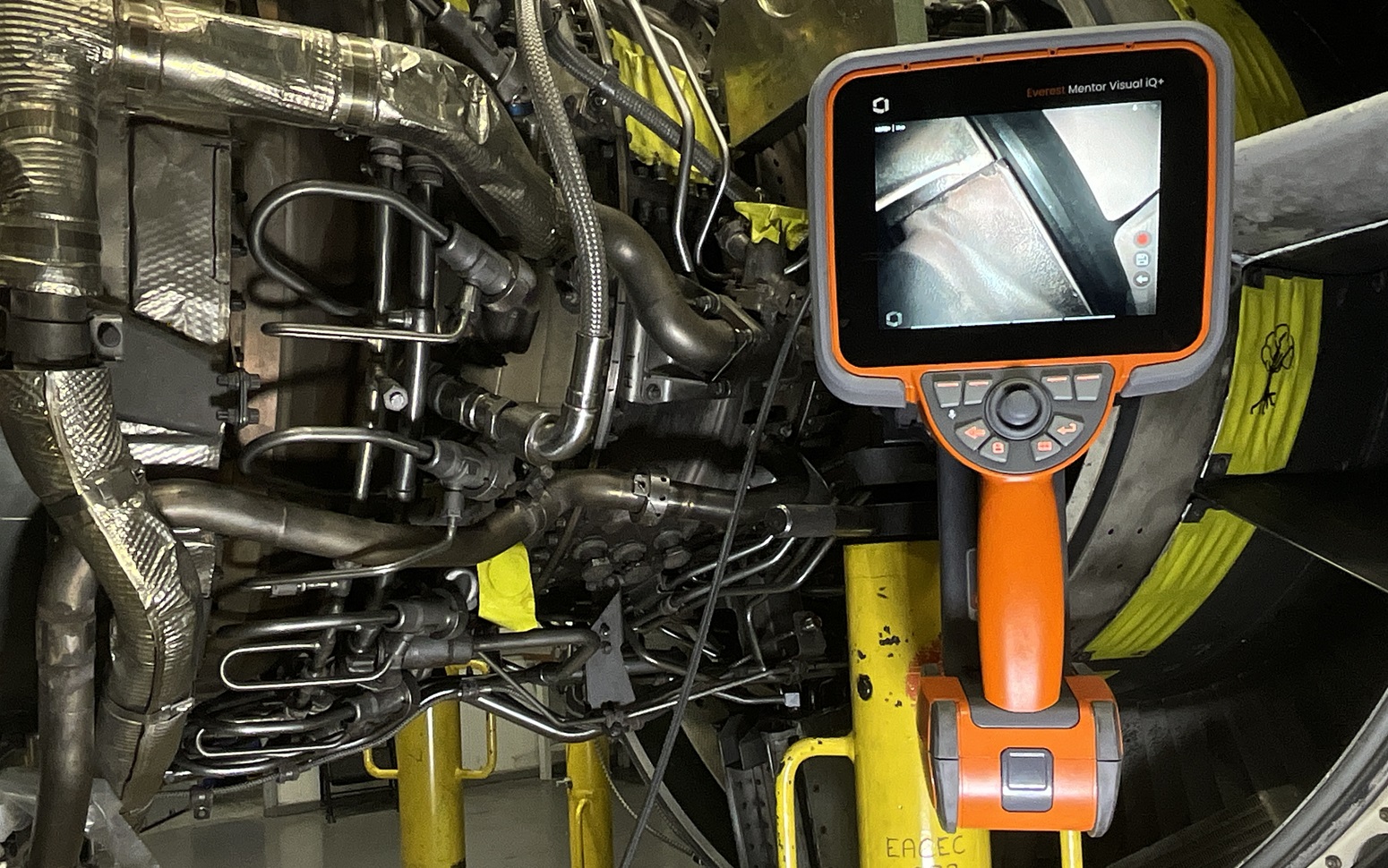 智能工业内窥镜在航空发动机检测以及燃气轮机检测中的应用