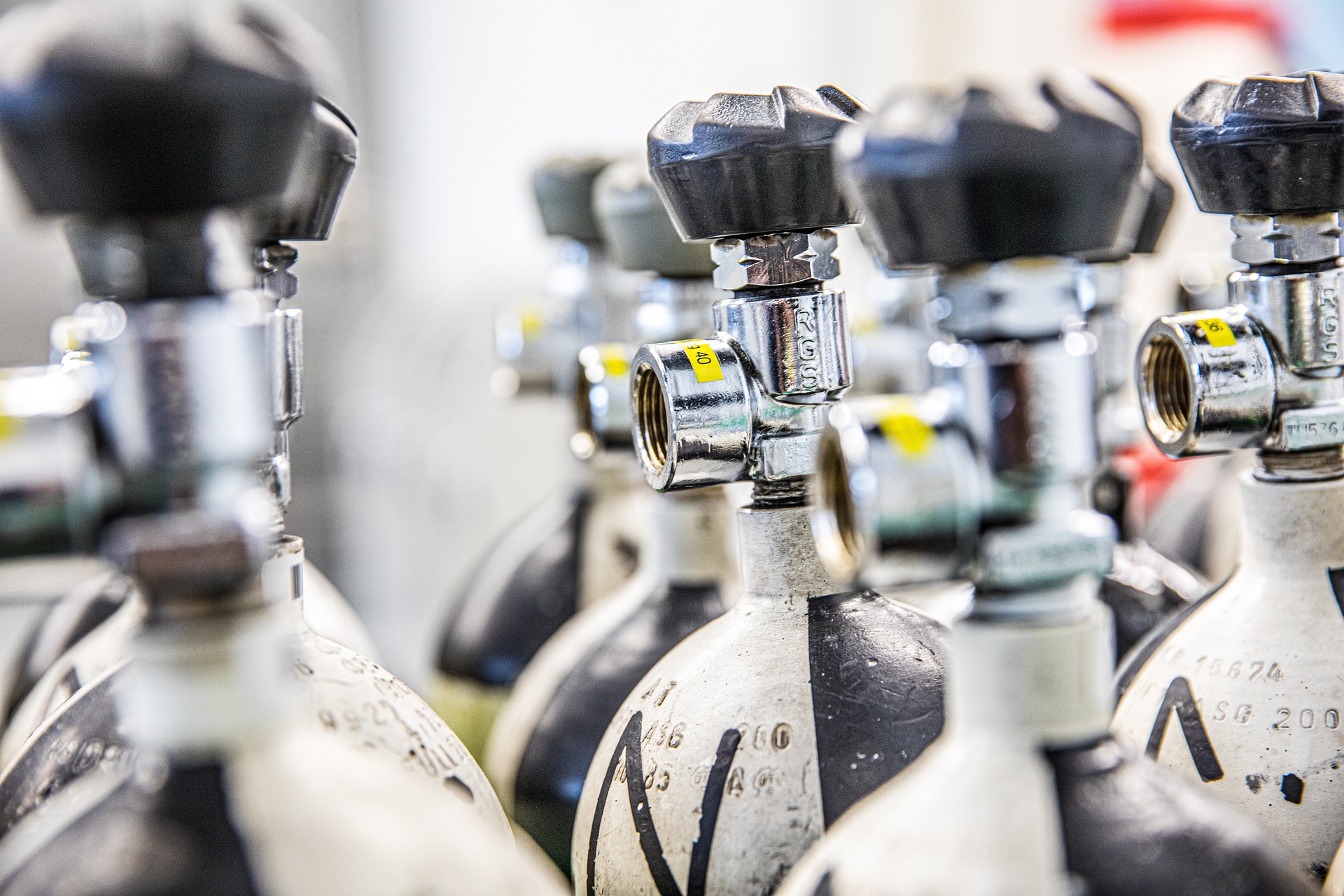 韦林Everest MVIQ+工业视频内窥镜在气瓶内壁缺陷检测中的应用